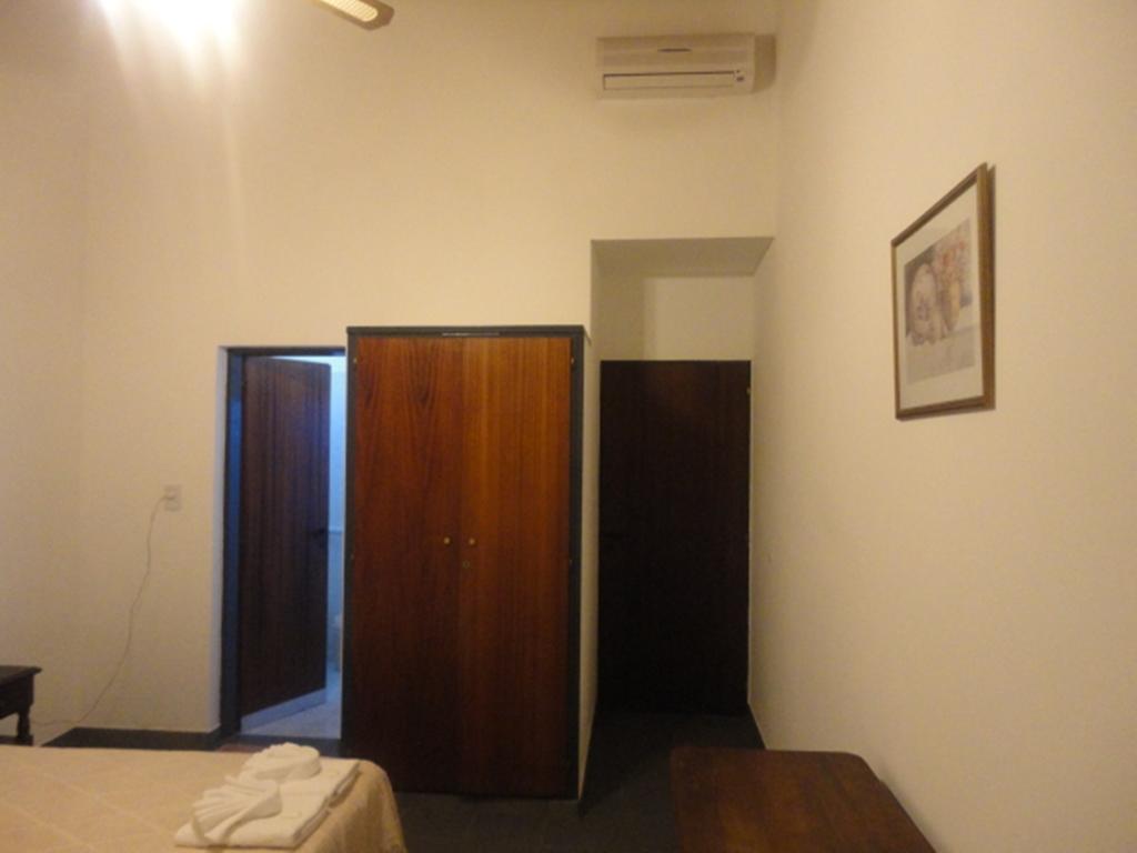 Hotel Lujan Lujan  Habitación foto